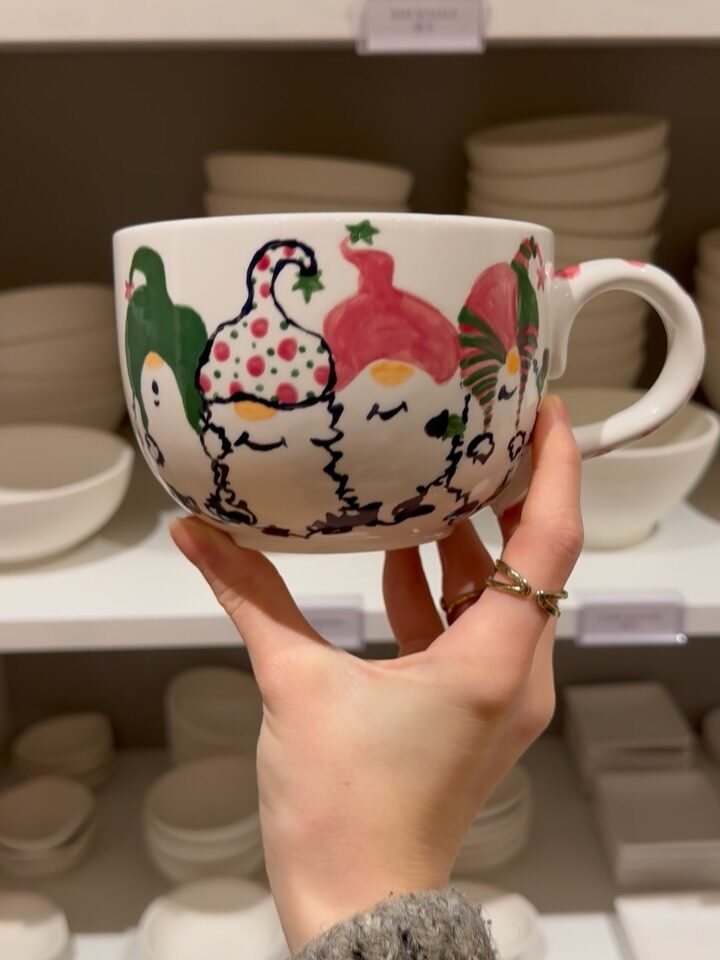 Instagram post from lamooikeramik. This post is in position 4.