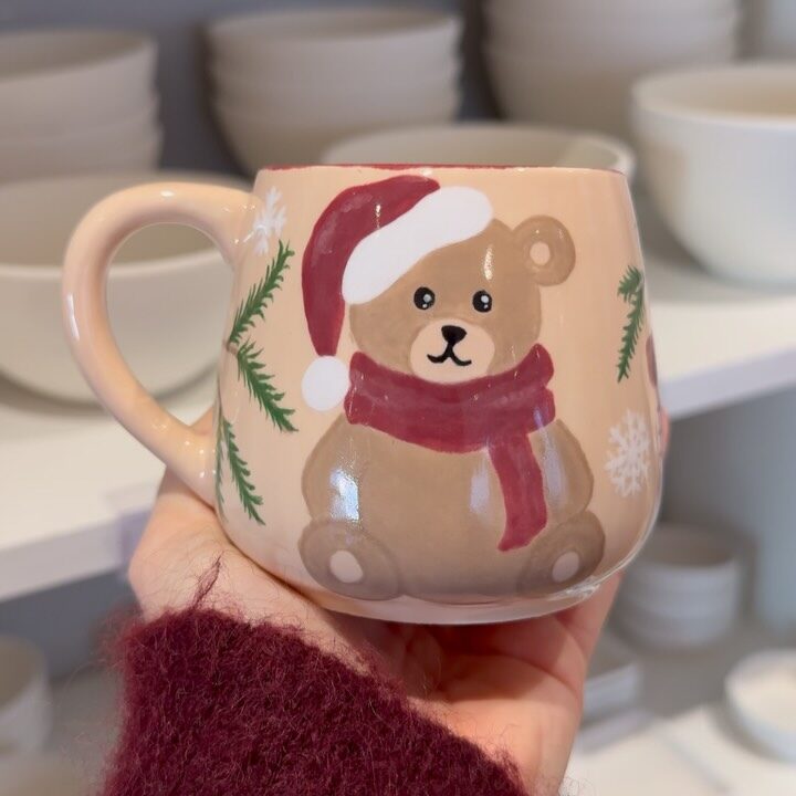 Instagram post from lamooikeramik. This post is in position 3.